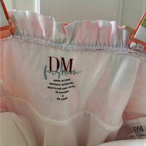 NWT DM Fashion Smoked One Piece - Floral Fever - Size SMALL - Picture 6 of 9